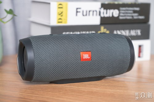 JBL Charge系列新品藍牙音箱體驗 便攜與防水的完美結合，重塑戶外音樂生活